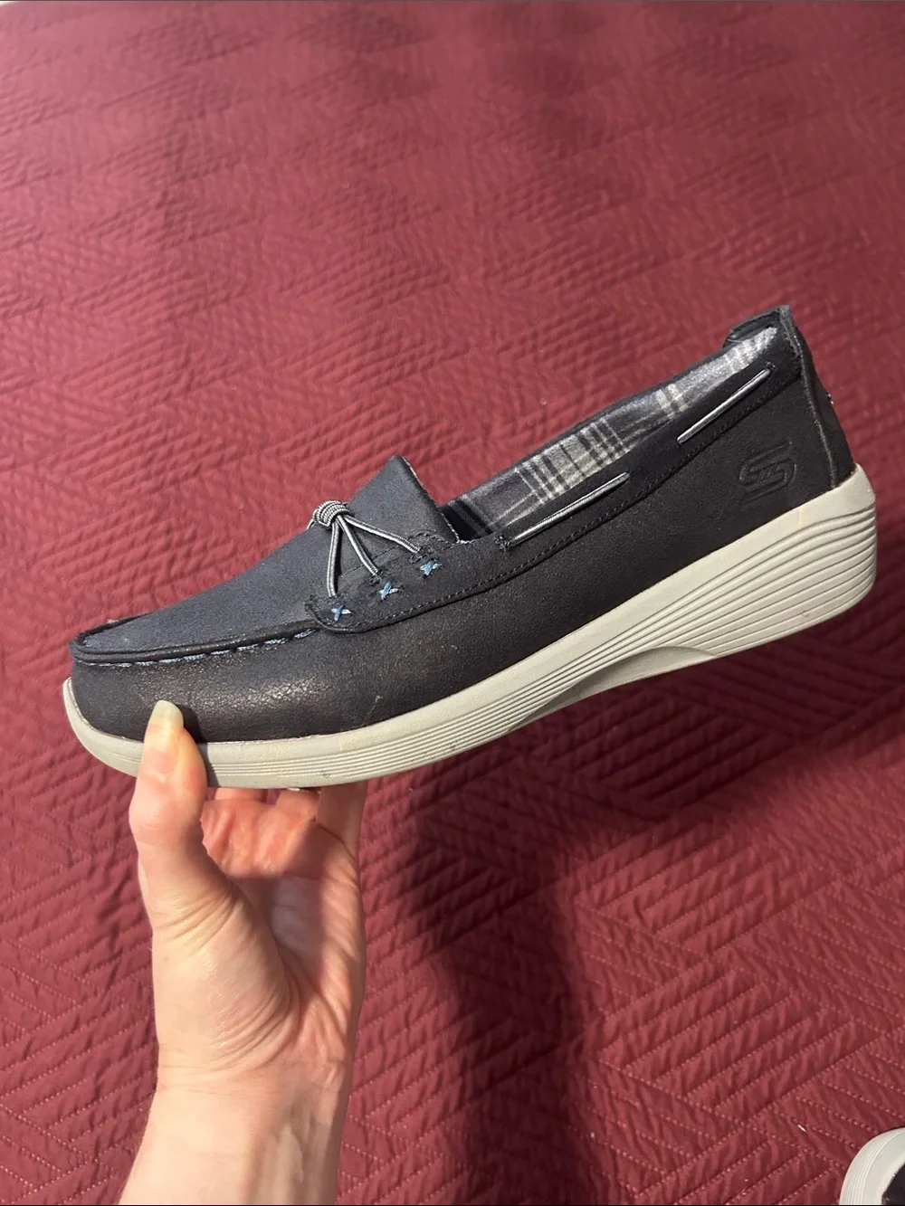 Skechers boat style